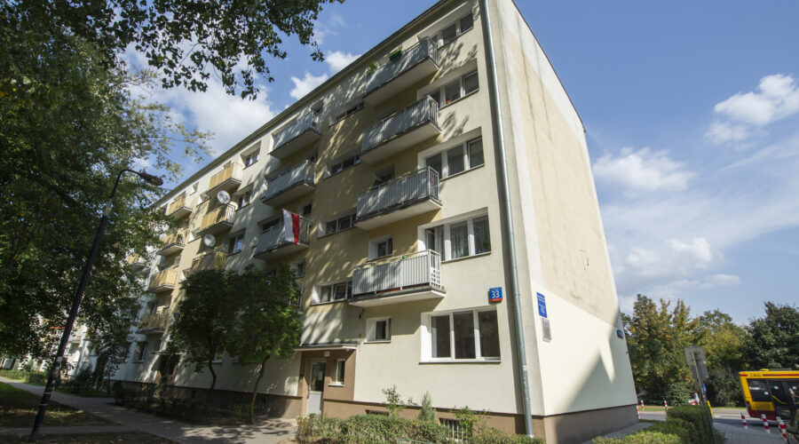 Elekcyjna 33 w Warszawie –  nieruchomość z 160 lokalami odzyskana