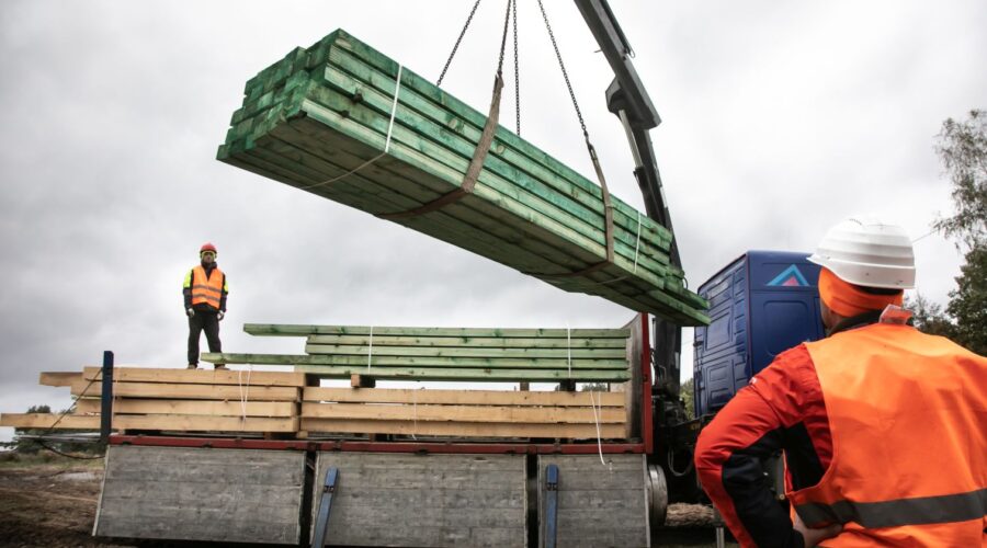 Materiały budowlane drożeją. Czy przełoży się to na ceny mieszkań?