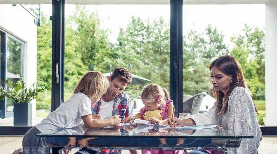 Duże przeszklenia tarasowe – otwórz się na wiosnę