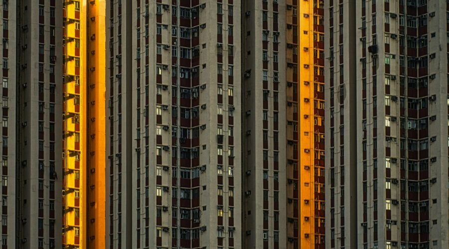Ciasno czy przytulnie? Microliving zdominuje rynek nieruchomości?
