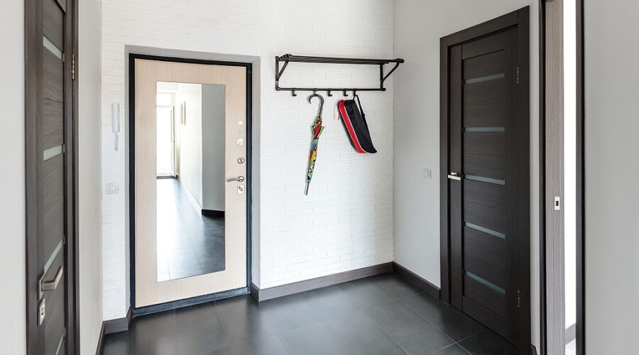 Remontujemy i urządzamy przedpokój – o czym warto pamiętać?