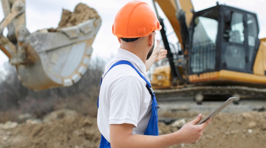Stabilne ceny materiałów budowlanych, utrzymuje się presja płacowa w budownictwie