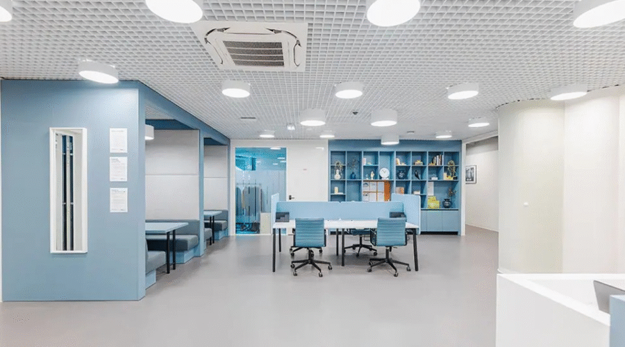 Dlaczego warto wynająć biuro w Hanza Tower w Szczecinie od JW Construction?